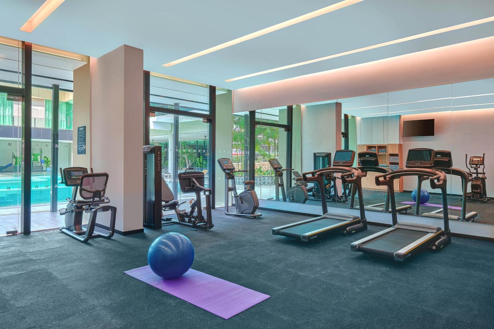 Four Points By Sheraton เดอซารู ภายนอก รูปภาพ
